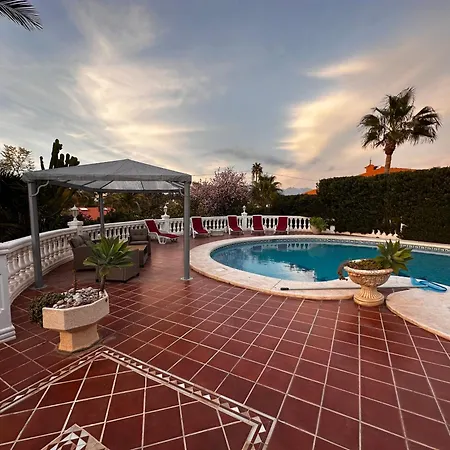 Villa Casa Hendrika - Hills *