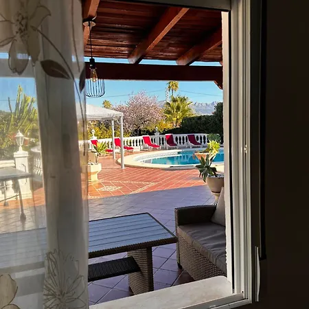 Casa Hendrika - Hills Villa *