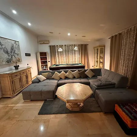 Casa Hendrika - Hills Villa *